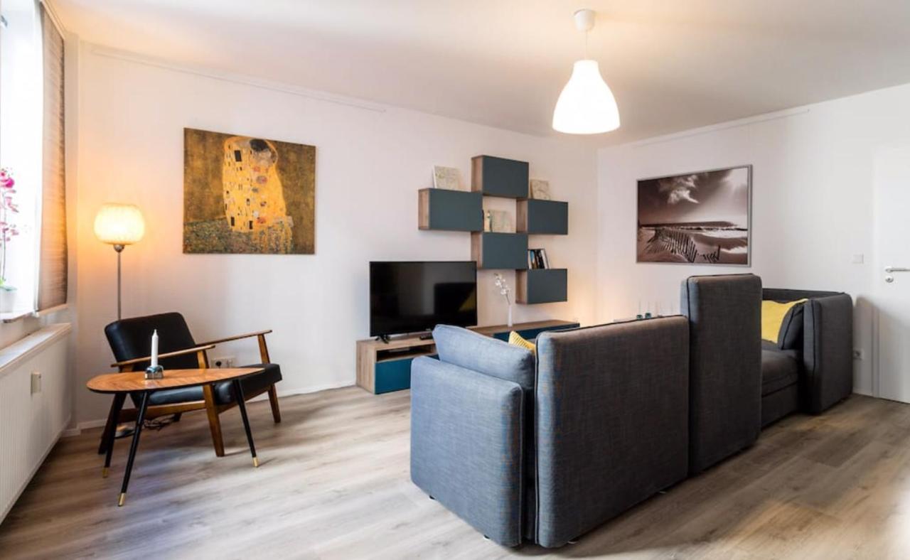 Homefy Oldtown Apartment - 6 People - 2 Bath - Balcony - Top Location Düsseldorf Exteriör bild